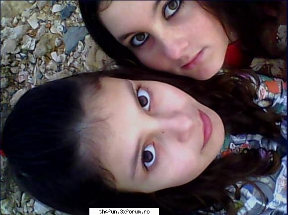 chii..look )stiu sunt cam ))blondele ochii albastri blonzi ochii albastri ))...as vrea vad cuplu din